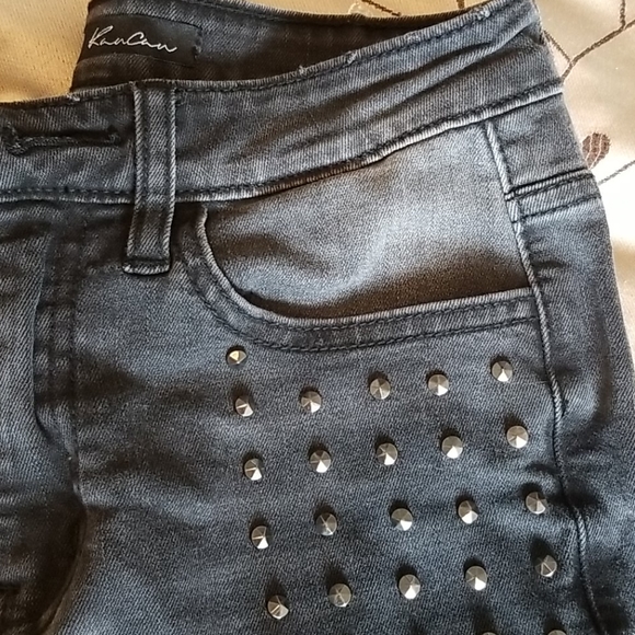 Jeans - Picture 2 of 3